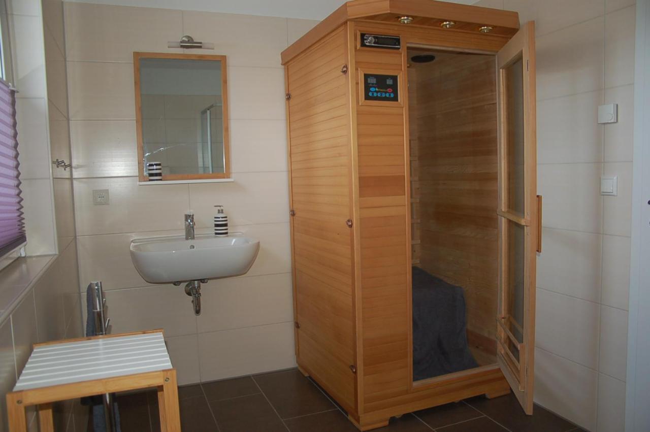 Behagliches Ferienhaus Zaunkoenig -Mit Kamin Und Sauna تانه المظهر الخارجي الصورة